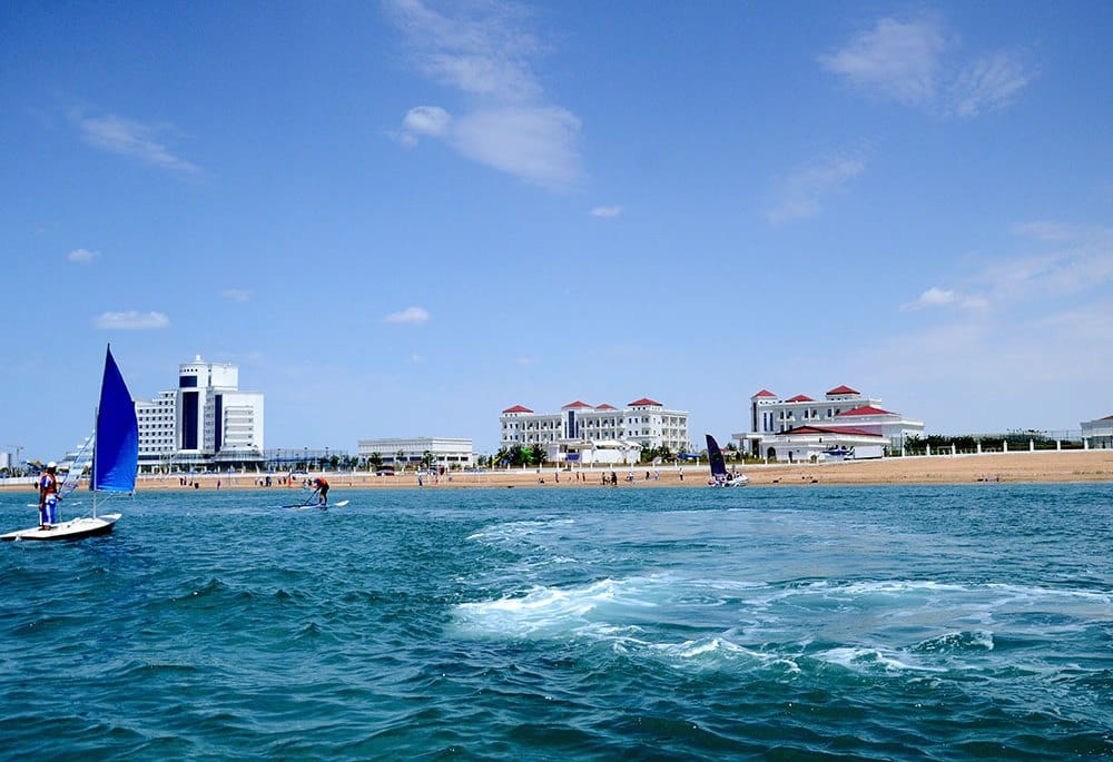 Врач Информационного центра здравоохранения Туркменистана рассказала, как правильно загорать на море