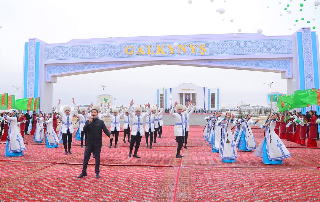 В Балканском велаяте сдан в эксплуатацию новый посёлок