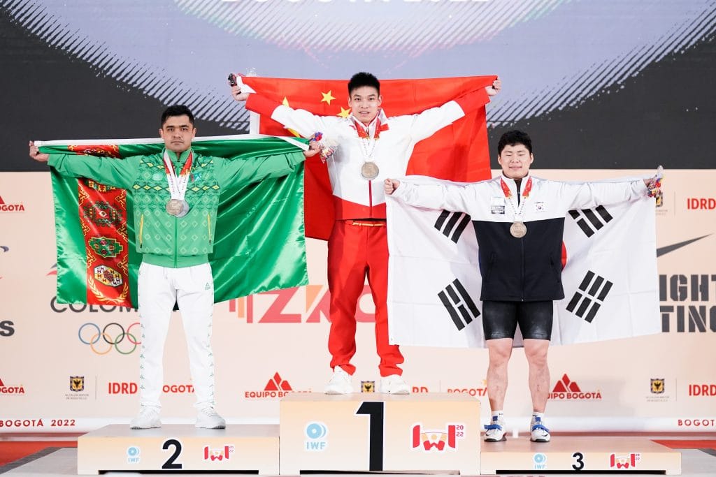 Rejepbay Rejepov wins silver at the World Weightlifting Championship