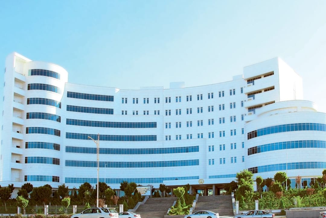 В Туркменистане увеличены размеры льготных выплат по рождению детей