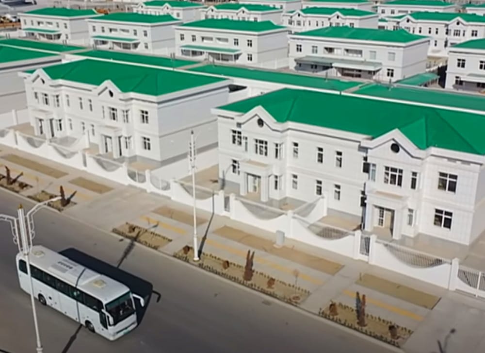 Arkadag şäheriniň binalaryny ulanmaga tabşyrmak barada goşmaça ylalaşyklar baglaşylar