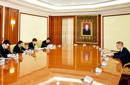 Jenaýatçylykly ýol bilen alnan girdejilere garşy hereket etmek boýunça Ýewraziýa topary Türkmenistana geldi