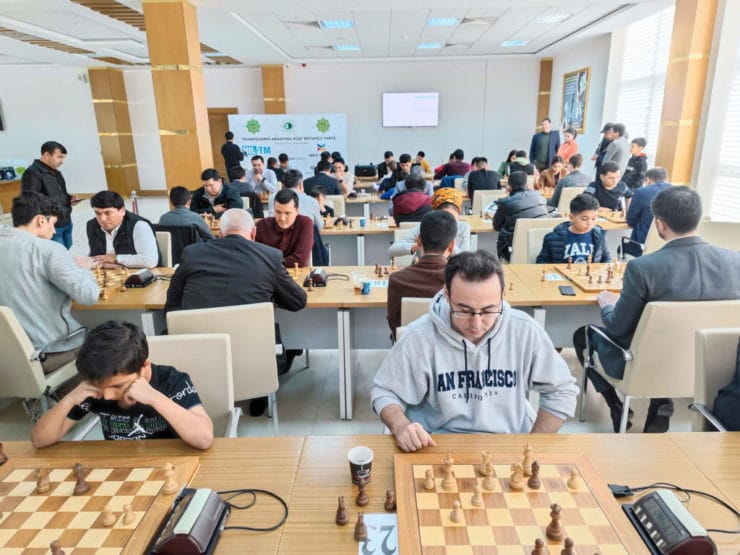 В Ашхабаде прошел турнир по шахматам среди предпринимателей