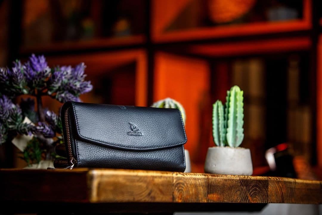 Индивидуальное предприятие «Röwşen» приступило к производству кожаных кошельков и барсеток