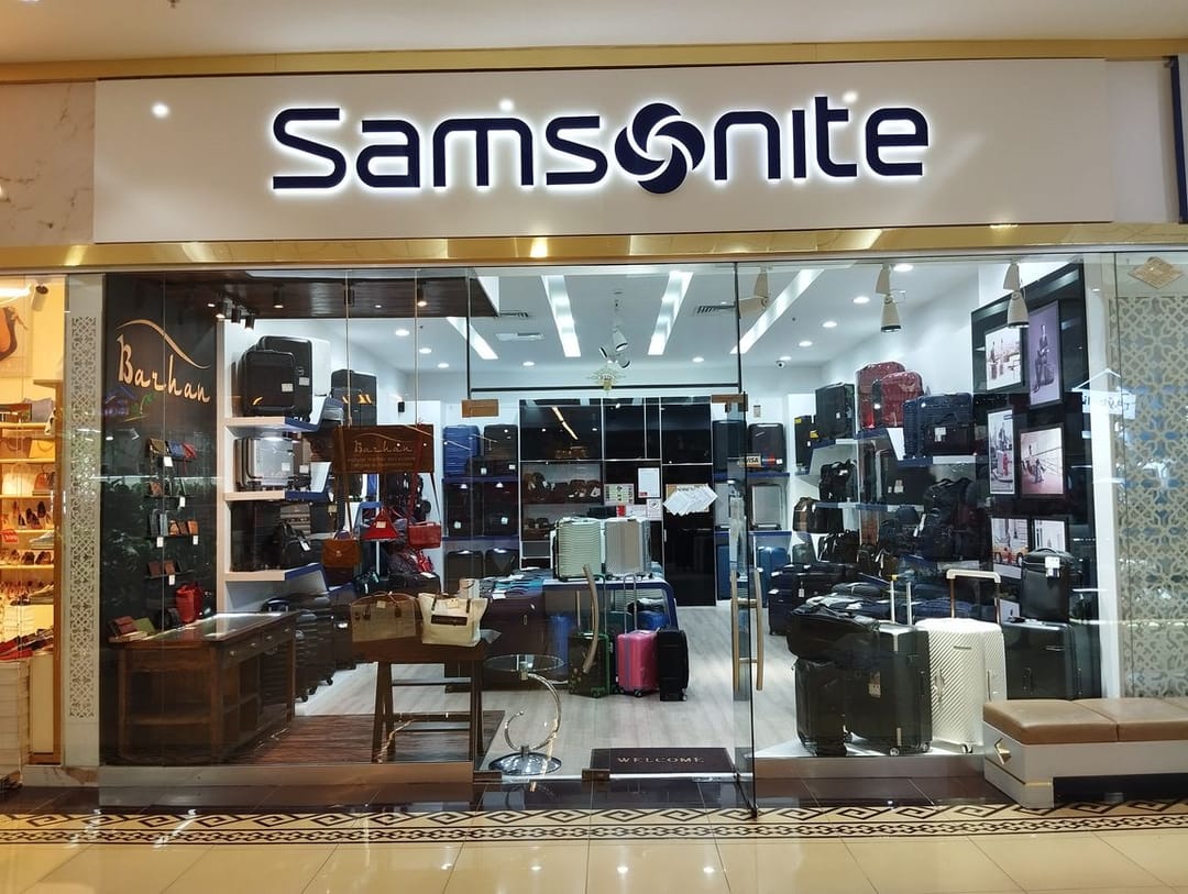 Çemodanlaryň we syýahatçylyk ýantorbalarynyň dükany «Samsonite» ikinji haryda 30%-e çenli arzanladyş hödürleýär