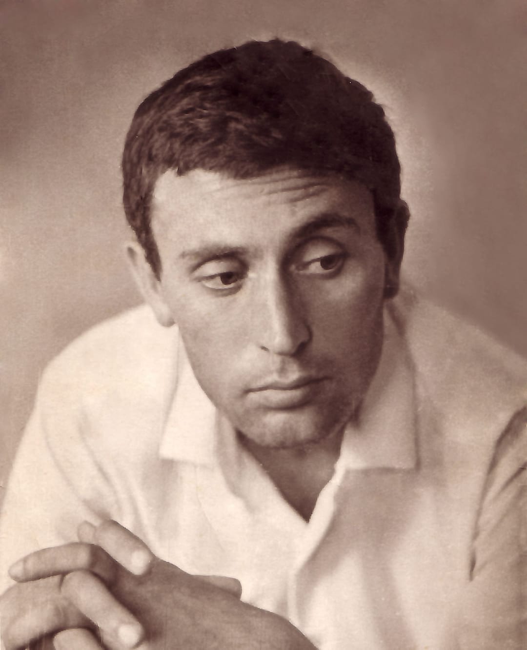 Поэту для интеллектуалов сегодня исполнился бы 81 год