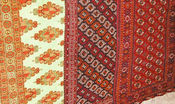 В музее Марыйского велаята открыта выставка туркменского ковра