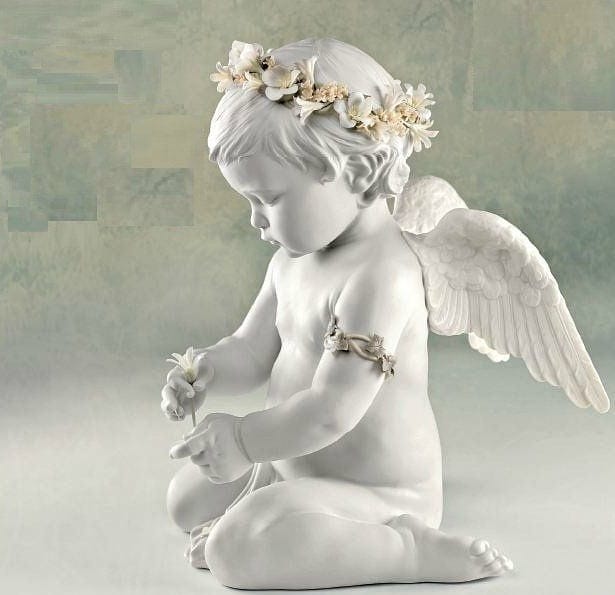 Ашхабадский бутик Villeroy & Boch реализует фарфоровые статуэтки Lladro