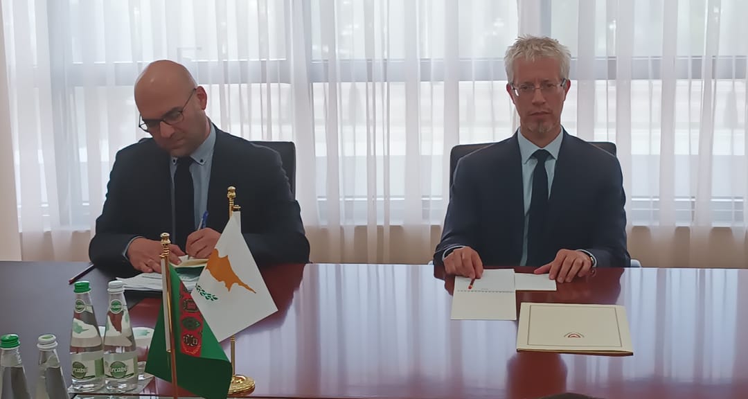 В МИД Туркменистана состоялась встреча с назначенным послом Кипра