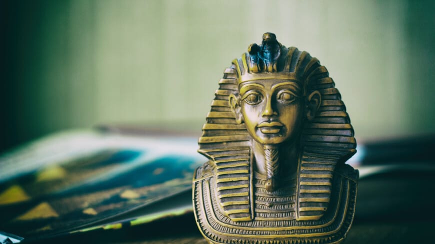 Alymlar Tutanhamonyň güýçli söweşiji bolandygyny anykladylar