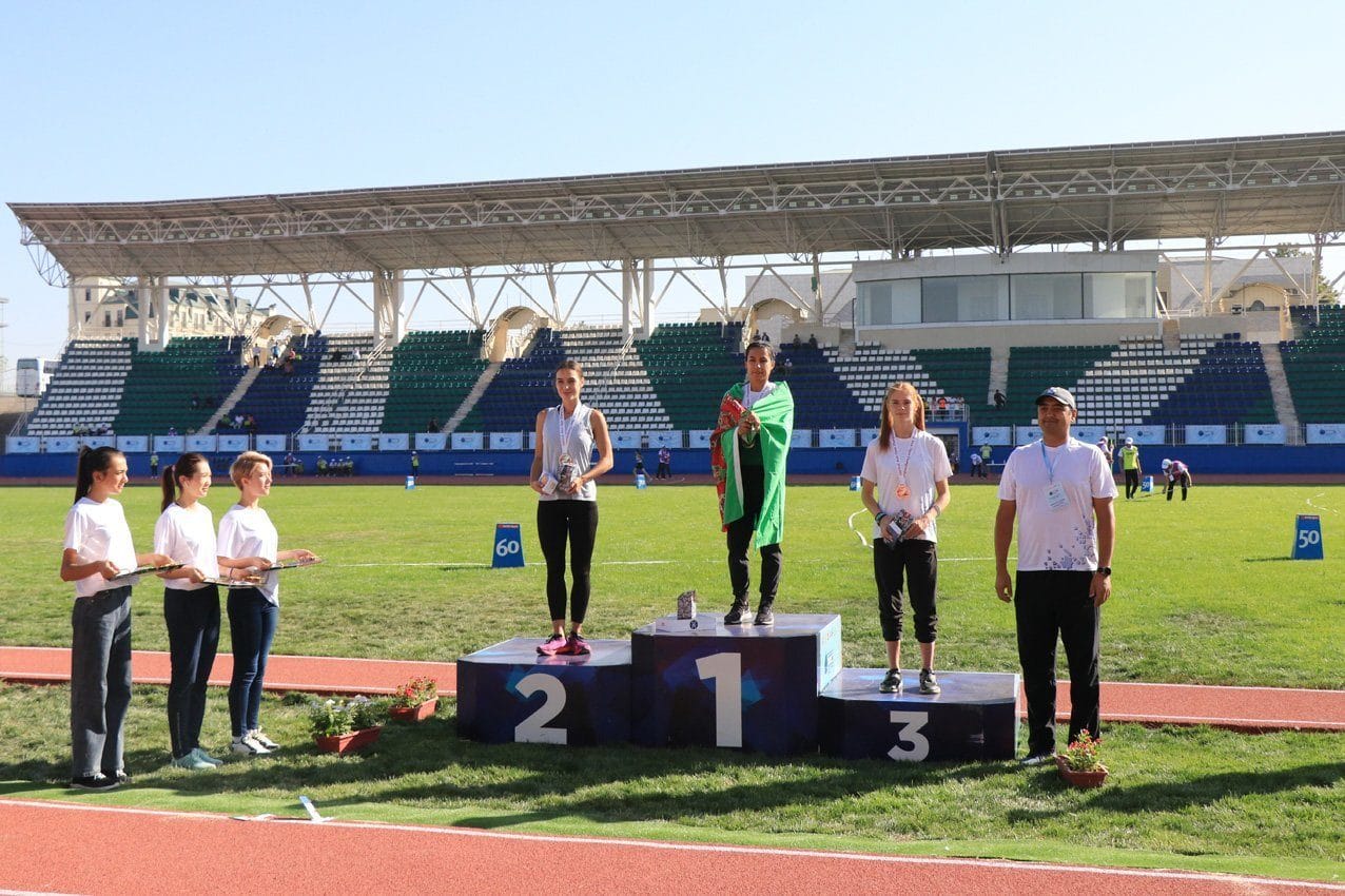 Валентина Мередова завоевала золото открытого чемпионата ЦА по легкой атлетике в беге на 100 метров