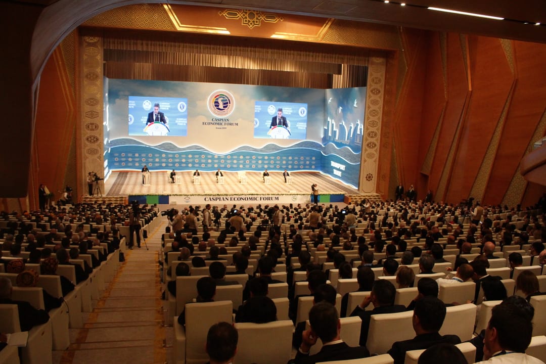 В Авазе состоялось открытие первого Каспийского экономического форума 