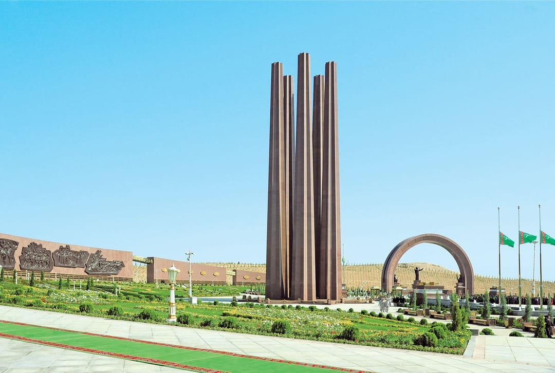 Денежные и ценные подарки получат в Туркменистане ветераны войны и солдатские вдовы