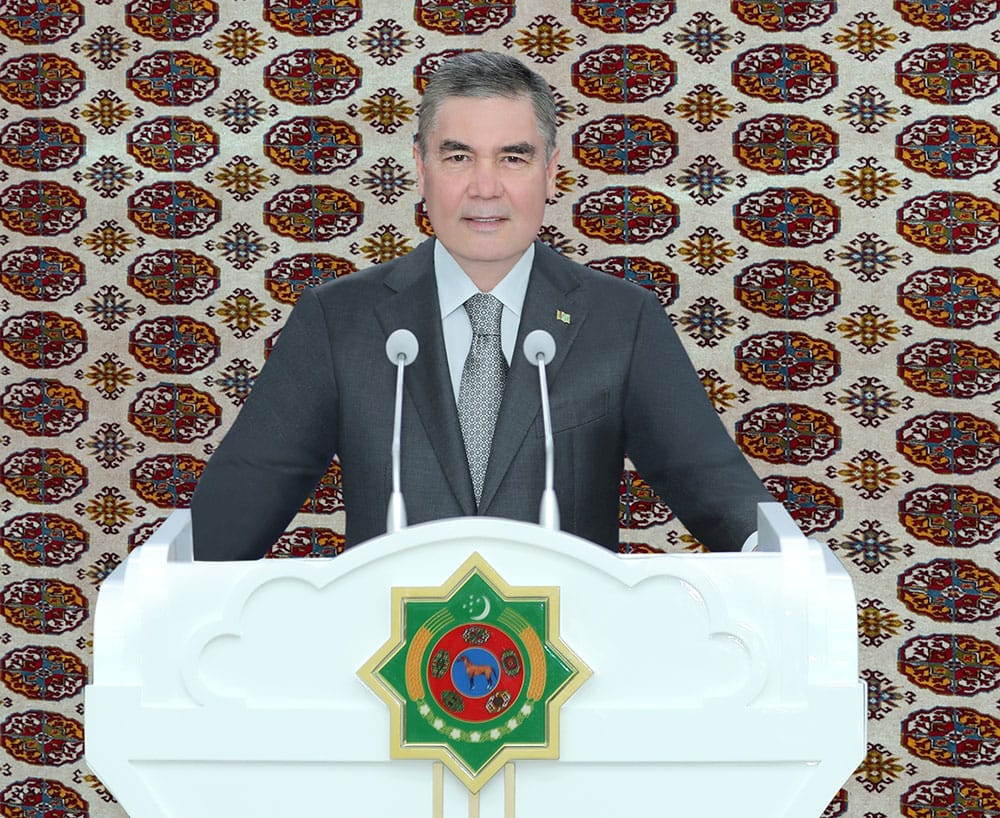 Президент Туркменистана дал старт строительству новых энергоблоков на ТКНПЗ