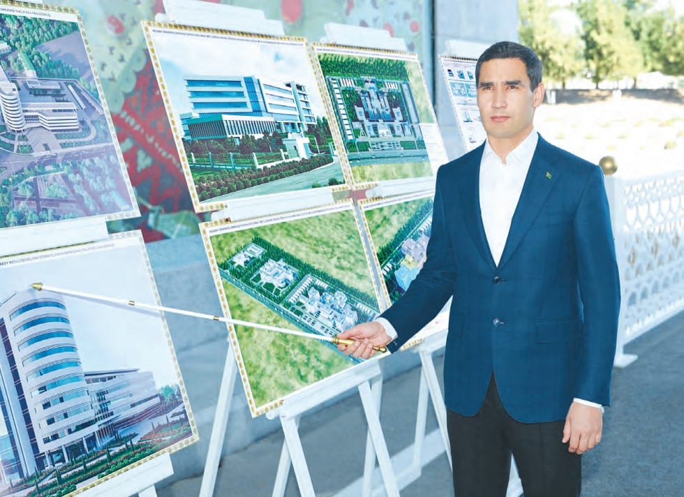 The President of Turkmenistan made a helicopter overflight of new buildings in Ashgabat