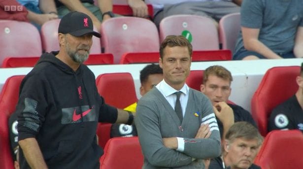 Klopp alty sany tälimçini işden kowdurdy