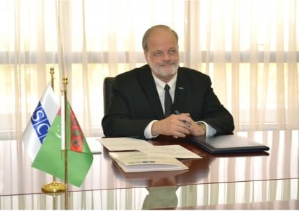 Новый глава Центра ОБСЕ в Ашхабаде вручил верительные грамоты руководителю МИД Туркменистана