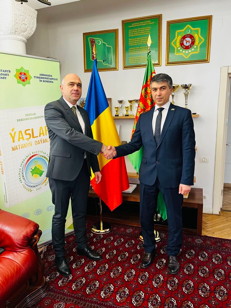 В Румынии может появиться бюст Махтумкули Фраги