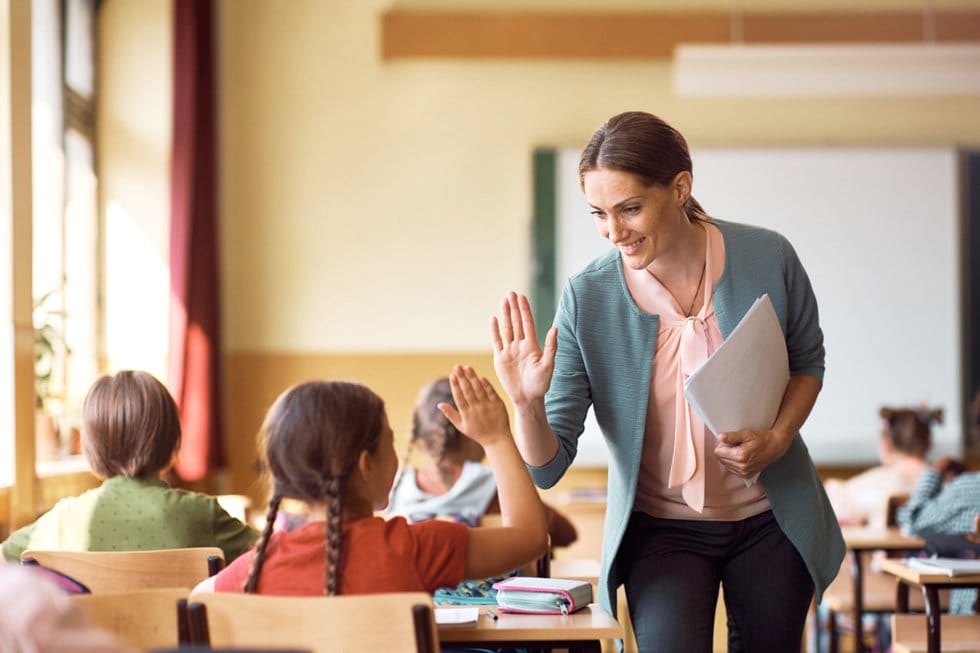 Italiýanyň mekdeplerinde eltelefonlary gadagan edildi 