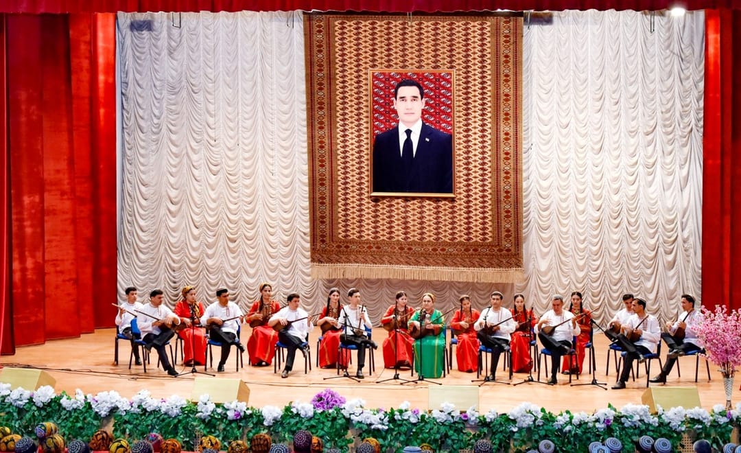 Pürli Saryýewiň ömür-döredijiligine bagyşlanan aýdymsazly dabara geçirildi