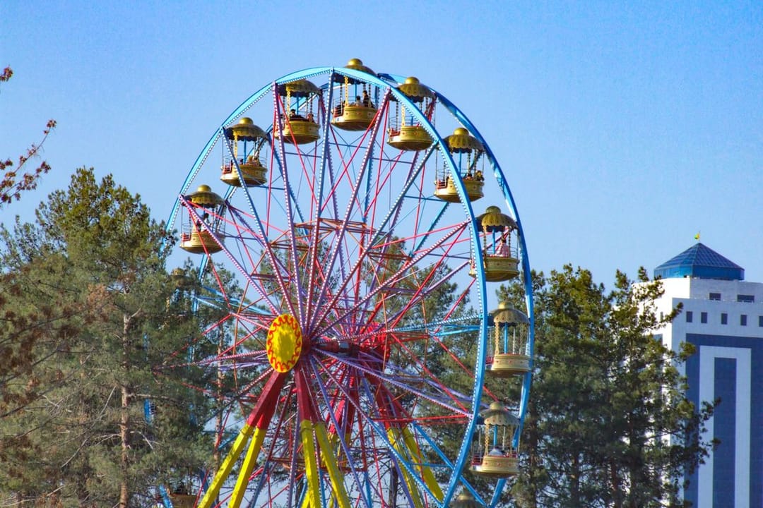Ashgabat park “The world of Turkmenbashi's fairy tales” invites to the health festival