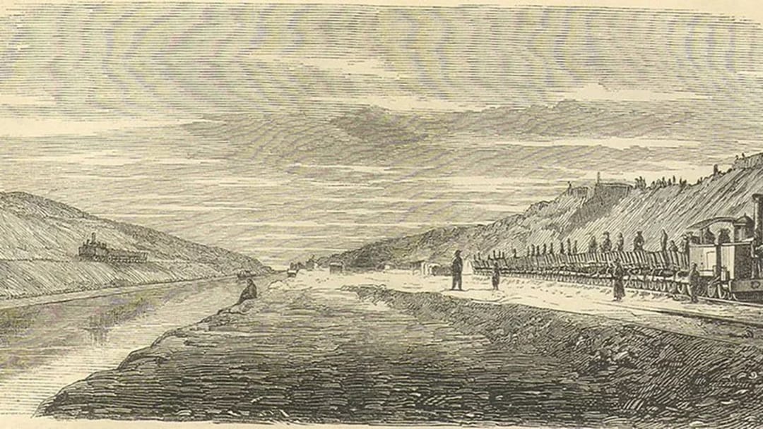 Sues kanaly 165 ýaşady 