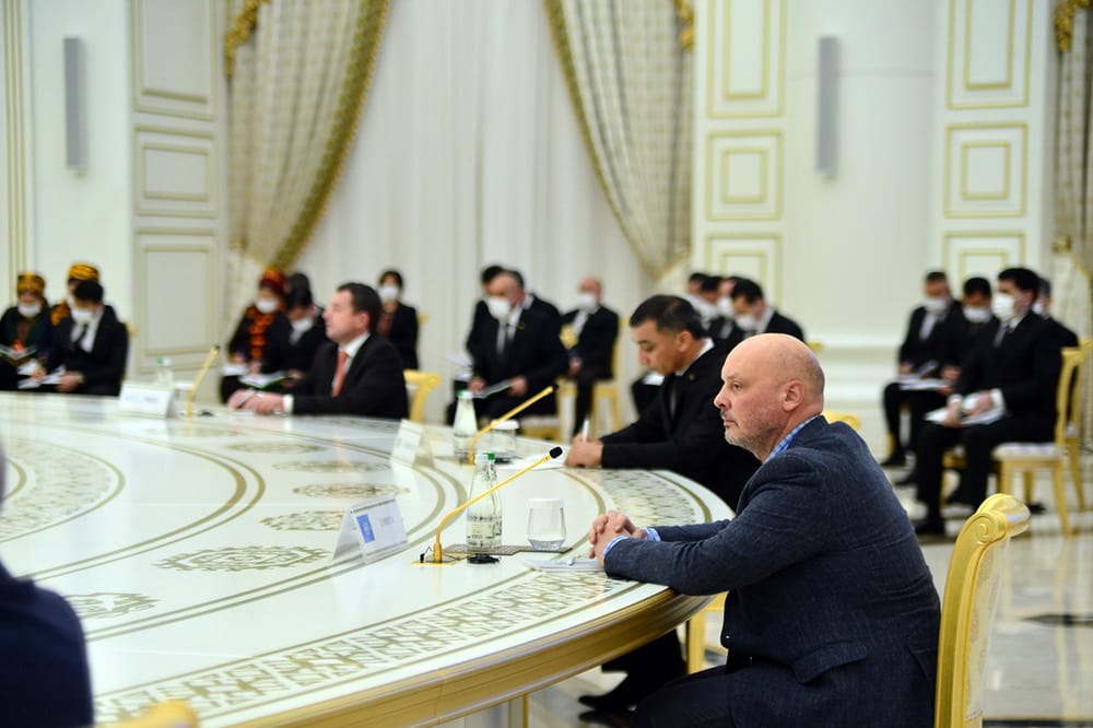 Aşgabatda Türkmenistany temmäkiden azat ýurda öwürmek boýunça 2022—2025-nji ýyllar üçin Milli maksatnama boýunça brifing geçirildi