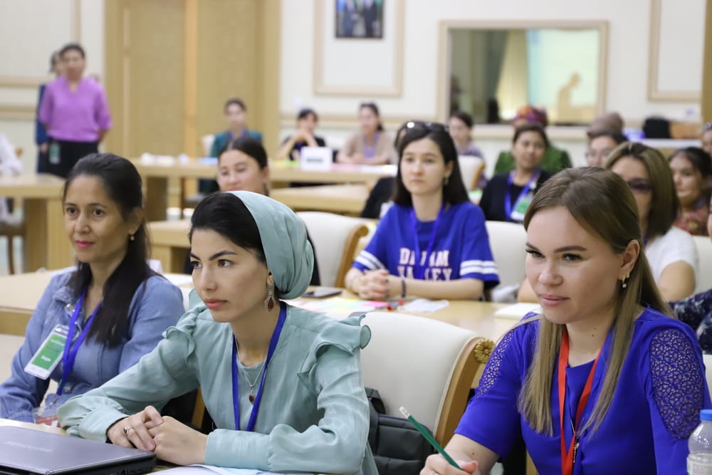 В Туркменистане проведен первый женский хакатон 