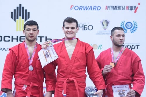 Туркменские самбисты завоевали пять медалей в первый день мемориала Харлампиева