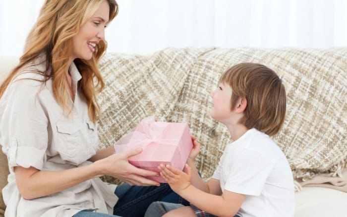 5 подарков, которые не стоит дарить маме