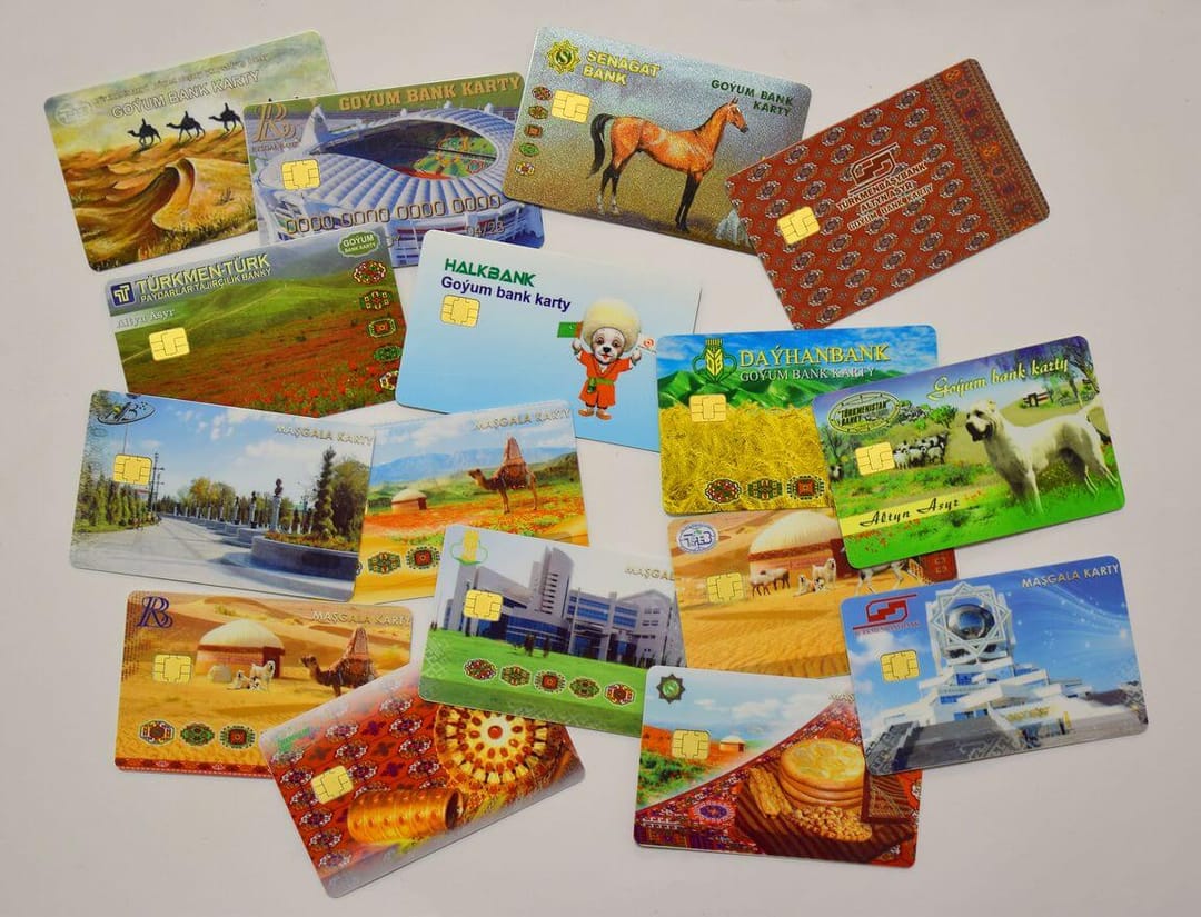 “Altyn asyr” bank kartlaryny howpsuz ulanmak boýunça birnäçe maslahatlar
