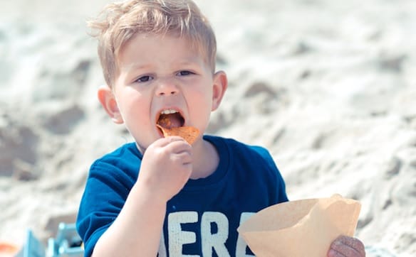 Дети курящих родителей чаще страдают от ожирения