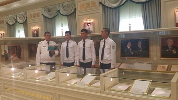 Воины Туркменистана несут службу с чувством безграничной любви к Отечеству