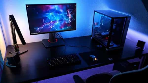 Adobe Premier Pro/CapCat/FL Studio