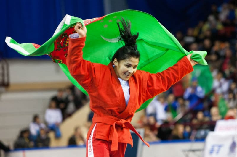 Гульбадам Бабамуратова награждена орденом «За великую любовь к независимому Туркменистану»