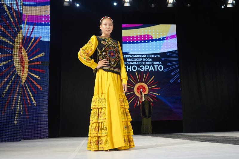 Туркменистан принял участие в фестивале этнической моды в Якутске