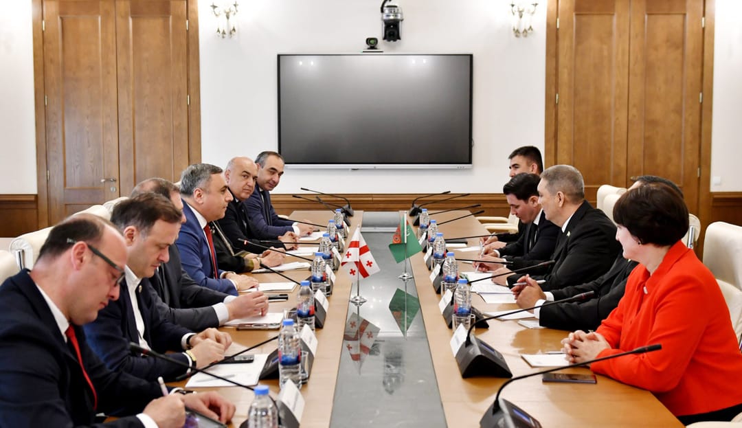 В Тбилиси состоялась встреча межпарламентских групп дружбы Туркменистана и Грузии