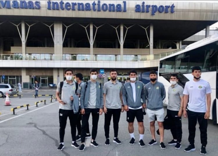 «Ахал» прилетел в Бишкек для участия в Кубке АФК-2021