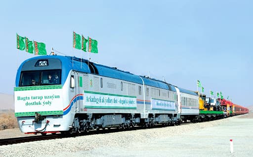 Железнодорожные ведомства Туркменистана и Казахстана провели переговоры по активизации транзитных коридоров