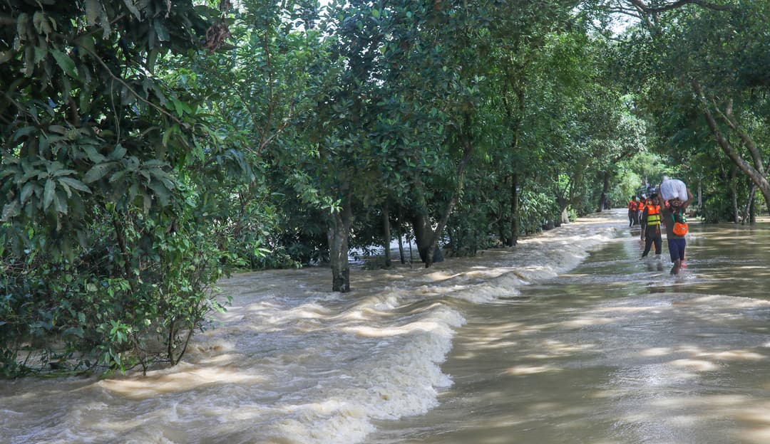 Bangladeşdäki sil joşgunlarynda 112 oba gark boldy