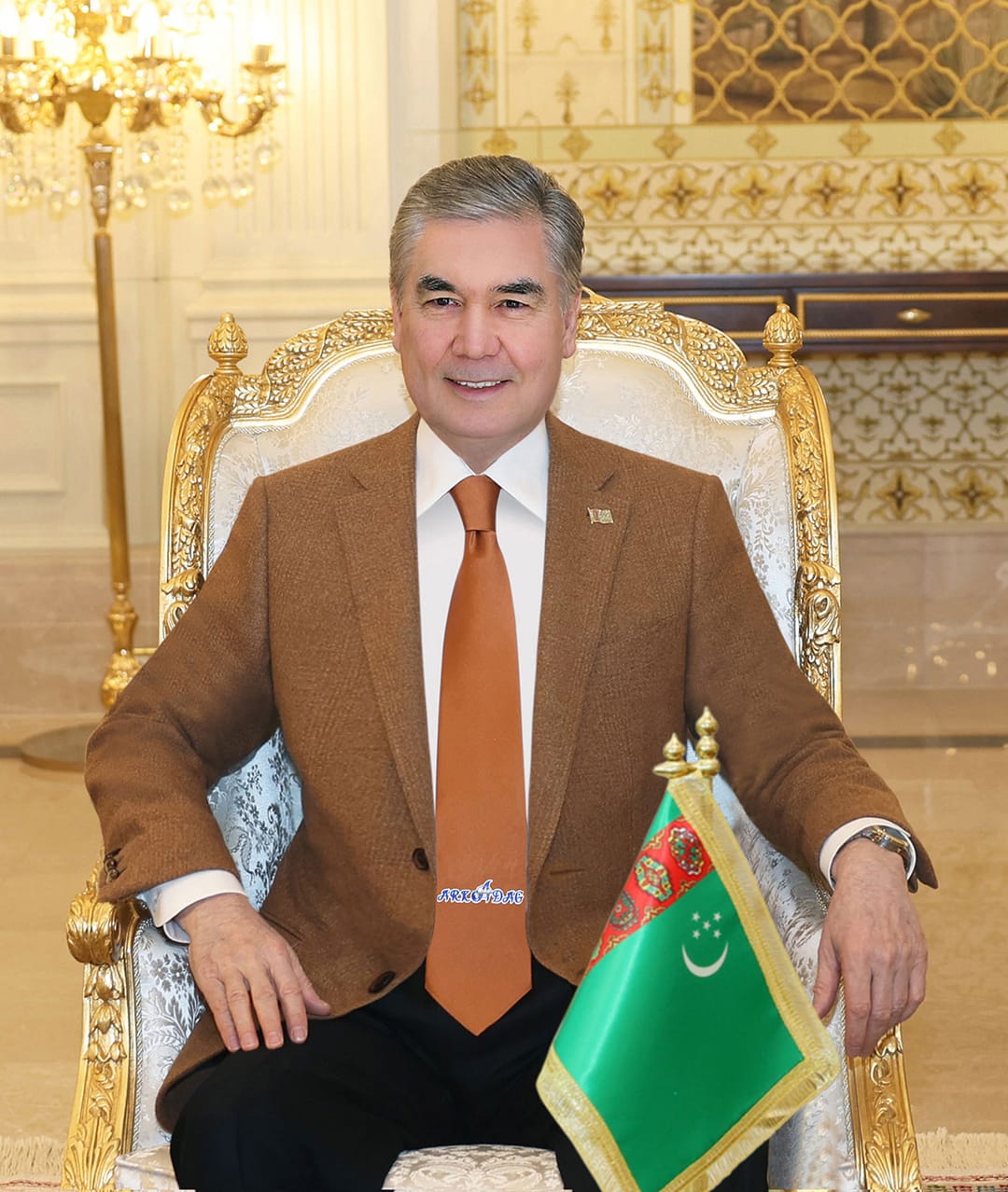 Туркмены Астрахани и Ставрополья поздравили Гурбангулы Бердымухамедова с днем рождения