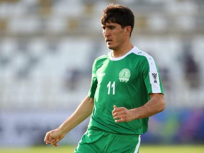 Нападающий Мурад Якшиев перешел из «Алтын асыра» в «Ахал»