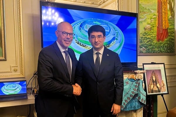 Türkmenistanyň Brýusseldäki ilçihanasynda Ýewropa Komissiýasynyň wekili bilen duşuşyk geçirildi