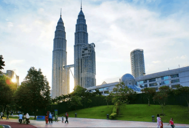 Технологический вуз «ПЕТРОНАС» проводит онлайн-обучение для туркменских студентов