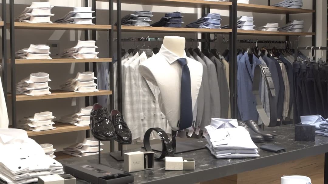 Магазины брендовой одежды дарят скидку именинникам