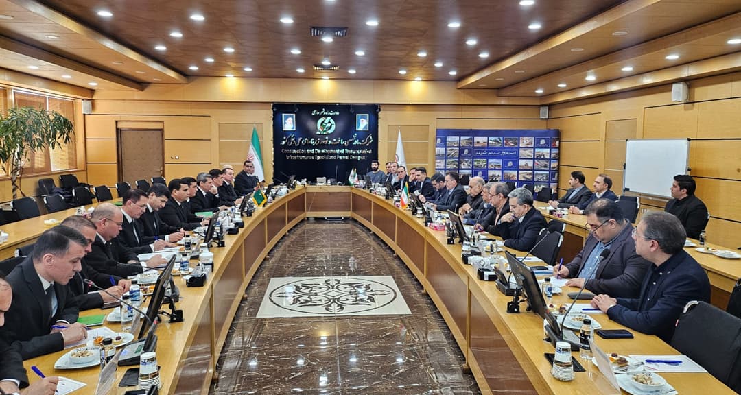 Raşid Meredov çalışma ziyareti için Tahran'a vardı