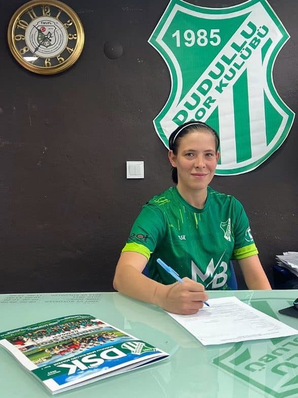 Мая Мусацкая официально представлена в качестве игрока турецкого клуба