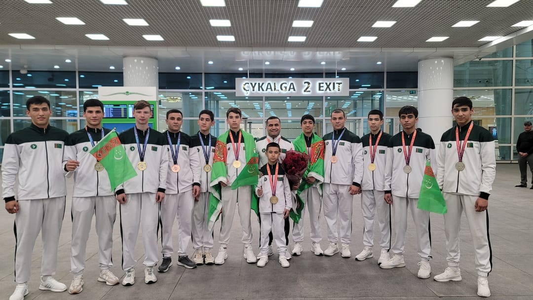 Туркменские спортсмены завоевали 14 медалей на Кубке мира по кикбоксингу в Таиланде