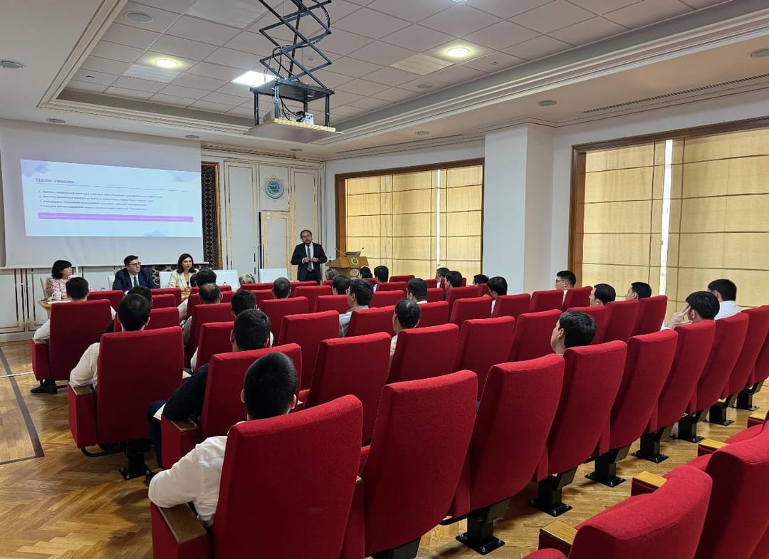 Министерство связи Туркменистана и ПРООН проводят курсы по цифровой трансформации