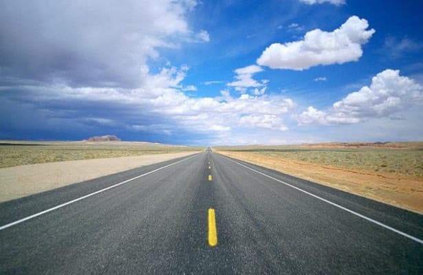 Туркменские предприниматели построят автобан стоимостью $ 2,3 миллиарда